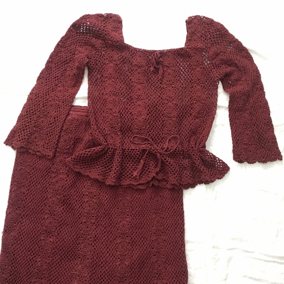 Vintage Dresses & Skirts - Vtg 70s Crochet Knit Blouse Skirt Set M Wine Red